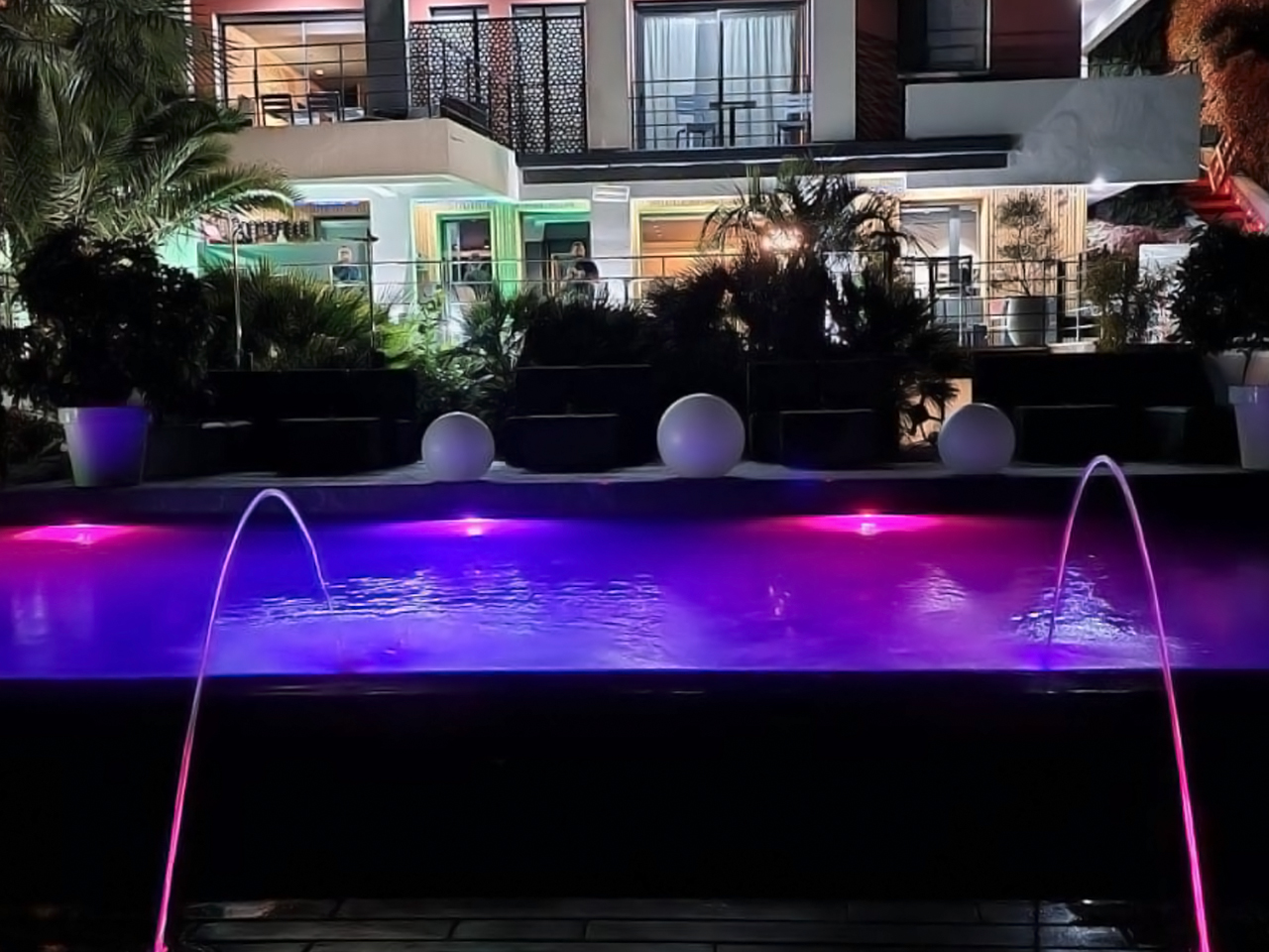 M2GP JETS D'EAU & ÉCLAIRAGES D'AMBIANCES